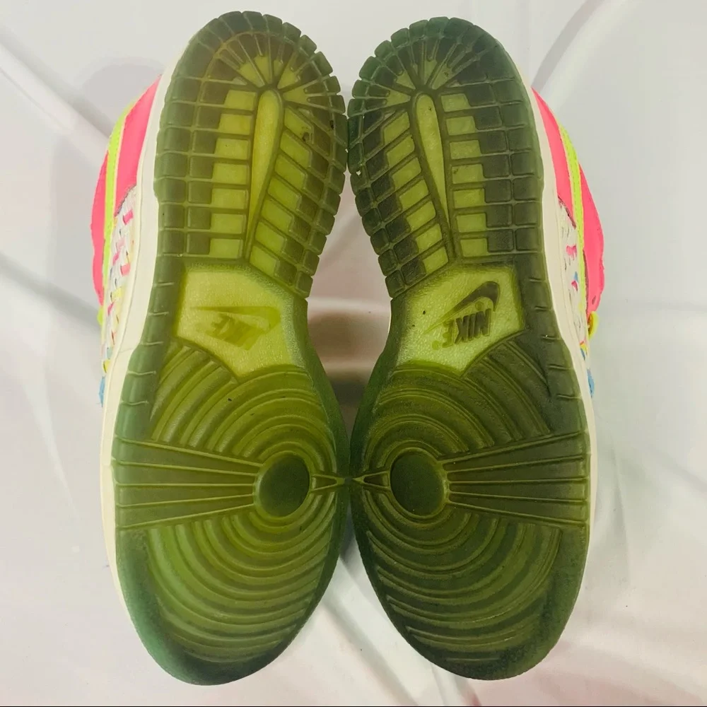 Nike 6.0 Dunk Low Top Neon‎ Lifestyle